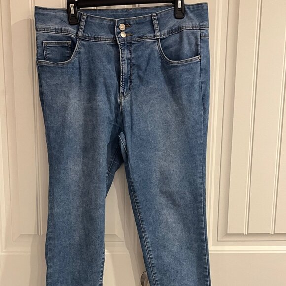 Kraus Women's Mid-Rise Skinny Jeans - Size 14 - Picture 1 of 9